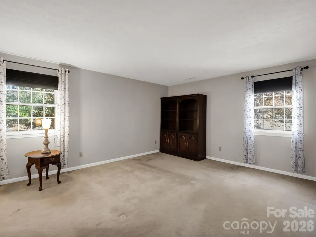 1867 Fruitland Road Hendersonville NC 28792