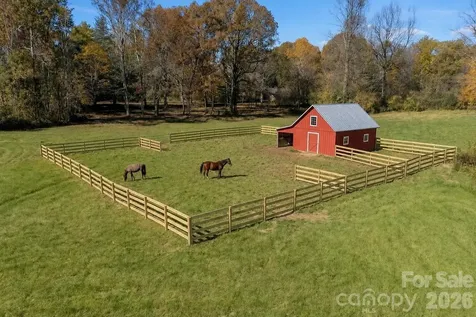 1867 Fruitland Road Hendersonville NC 28792