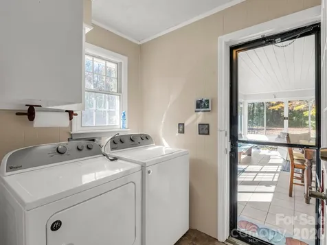 1867 Fruitland Road Hendersonville NC 28792