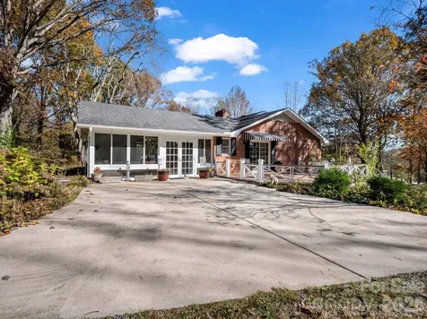 1867 Fruitland Road Hendersonville NC 28792