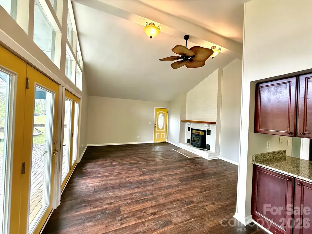 18 Briar Fork Way Fletcher NC 28732