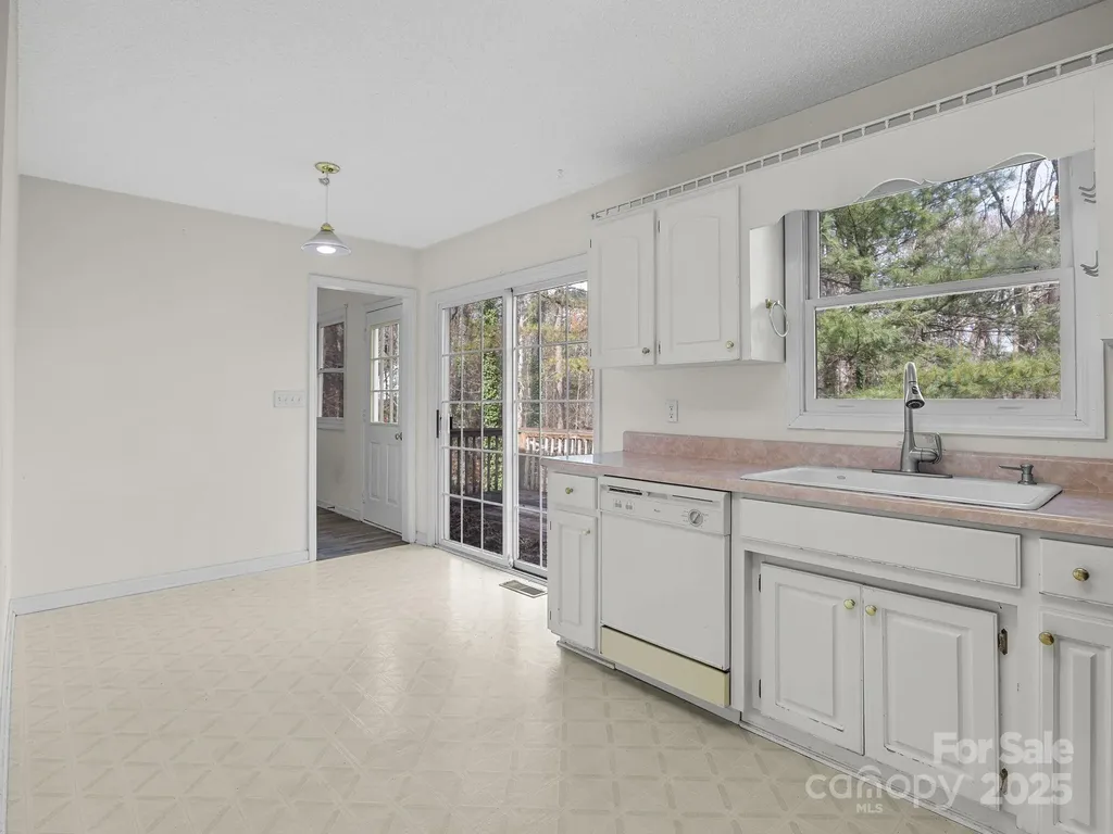 383 Woody Circle Tryon NC 28782