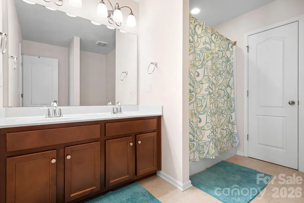 18478 W Catawba Avenue Cornelius NC 28031