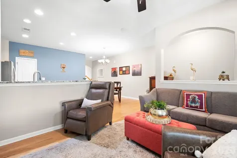 18478 W Catawba Avenue Cornelius NC 28031