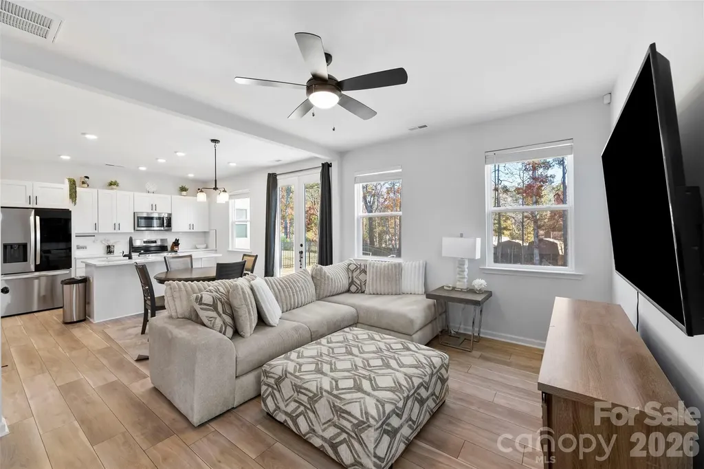 145 Baucom Street Charlotte NC 28216