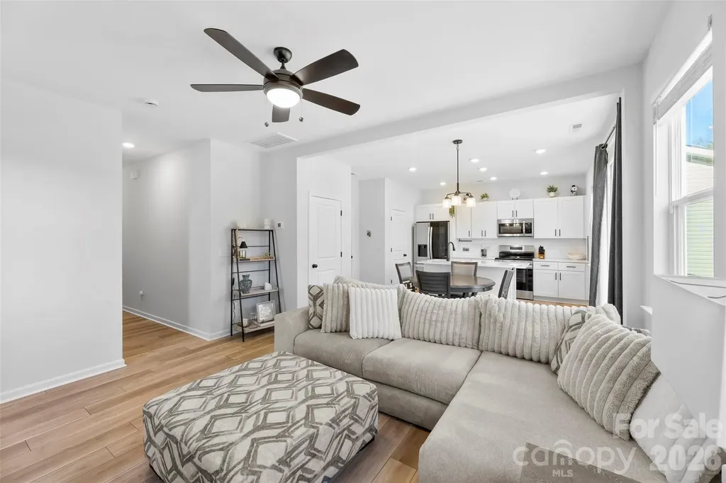 145 Baucom Street Charlotte NC 28216