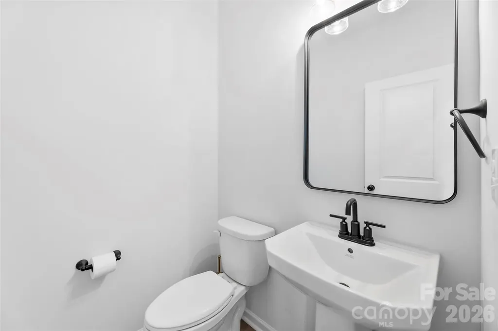 145 Baucom Street Charlotte NC 28216