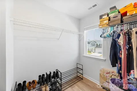 145 Baucom Street Charlotte NC 28216