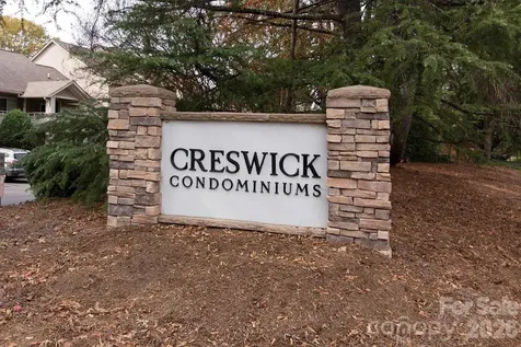 2536 Stradbrook Drive Charlotte NC 28210