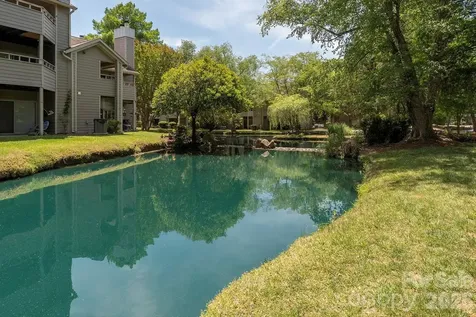 2536 Stradbrook Drive Charlotte NC 28210
