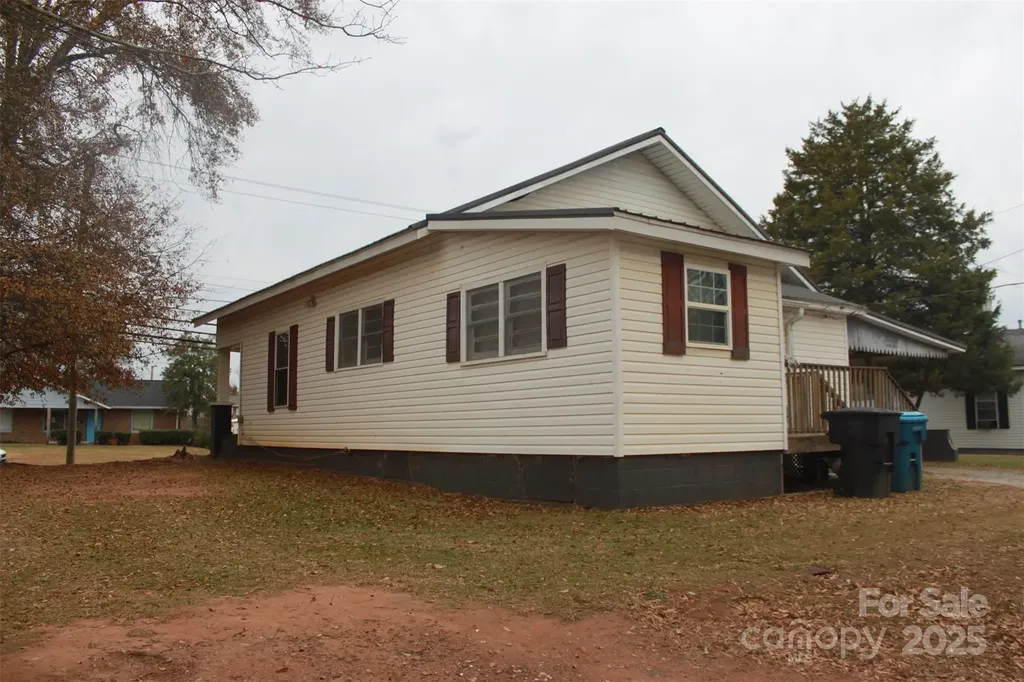 124 Eastside Drive Forest City NC 28043