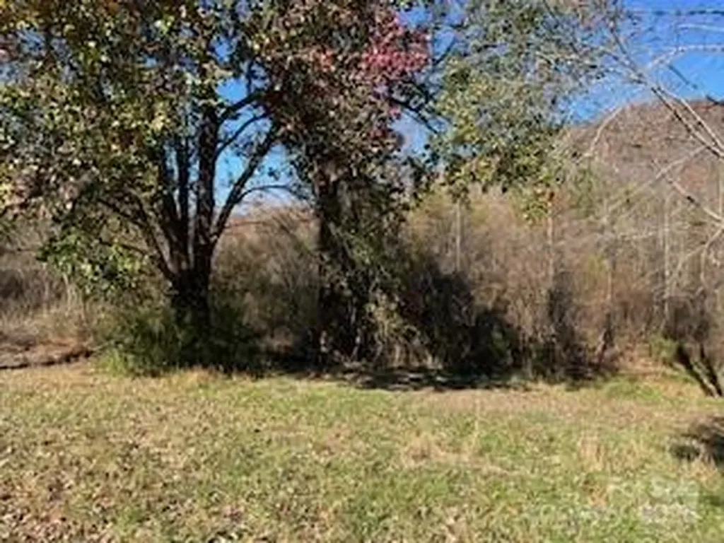 418 Owl Hollow Road Marion NC 28752