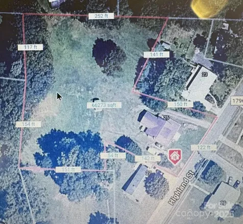 25 Highland Street Weaverville NC 28787