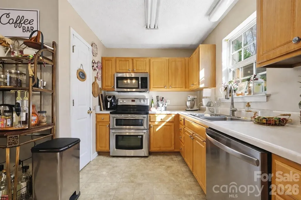 2743 Stockwood Drive Gastonia NC 28056