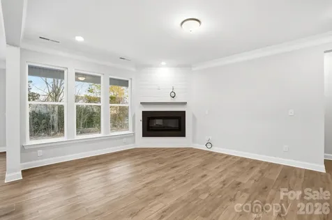 3070 Constitution Lane Gastonia NC 28056