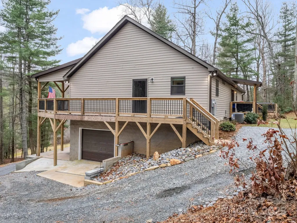 48 Rainbow Lake Circle Black Mountain NC 28711