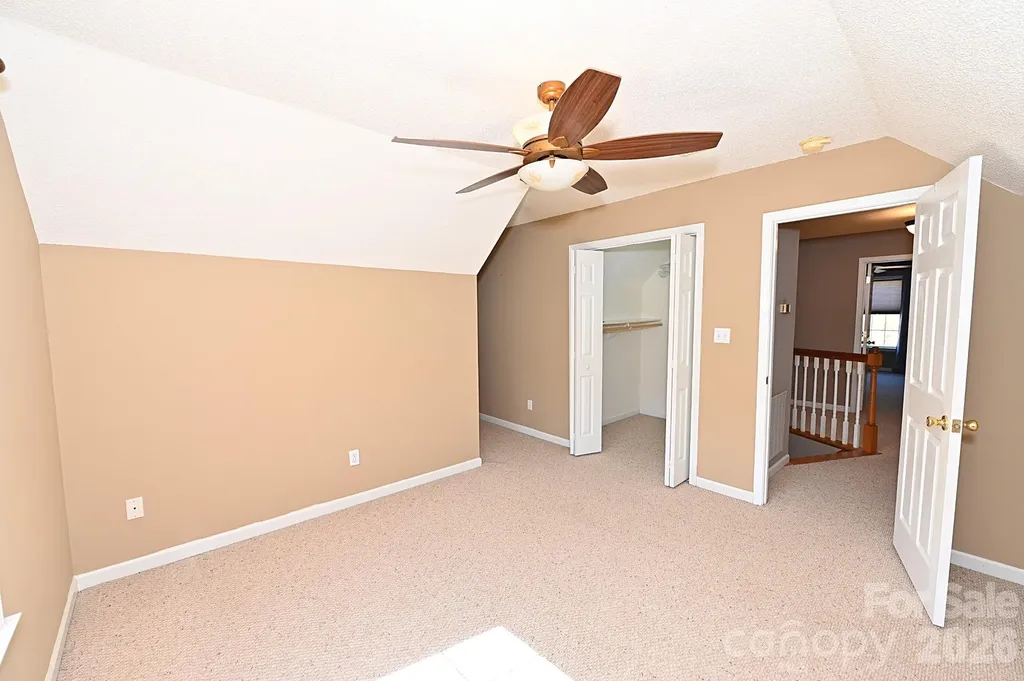 518 30th Avenue Circle NE Hickory NC 28601