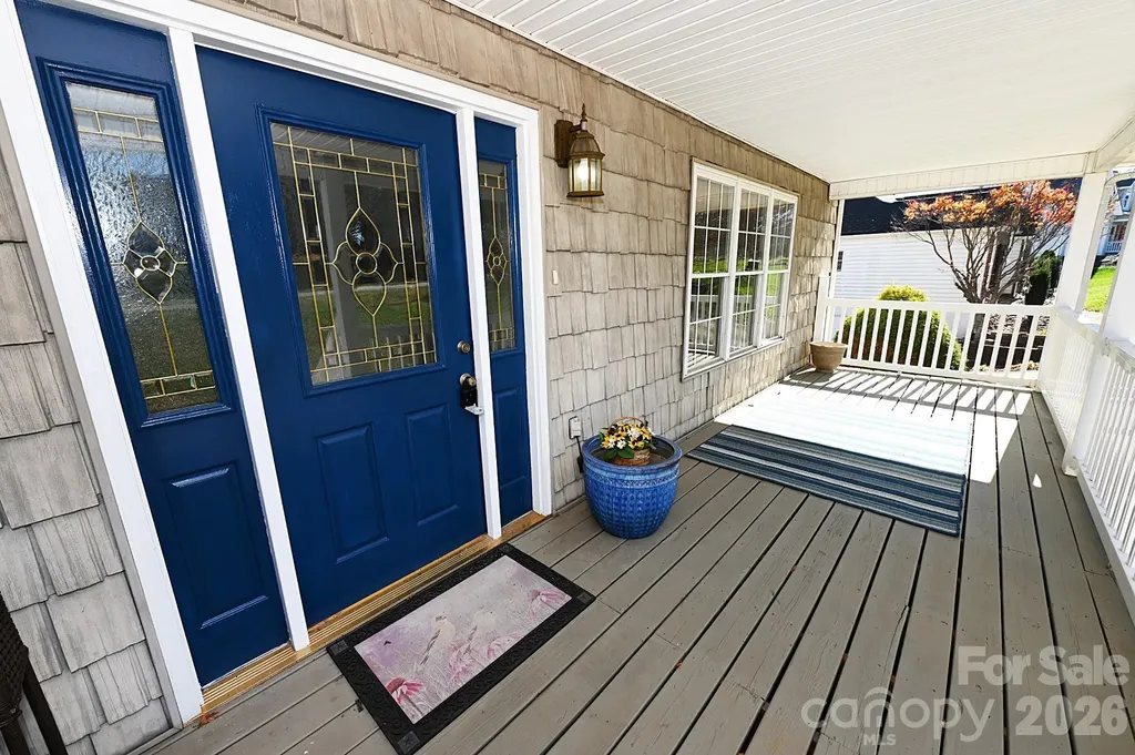 518 30th Avenue Circle NE Hickory NC 28601
