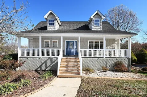 518 30th Avenue Circle NE Hickory NC 28601