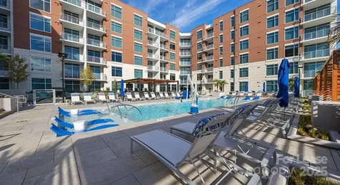 4425 Sharon Road Charlotte NC 28211