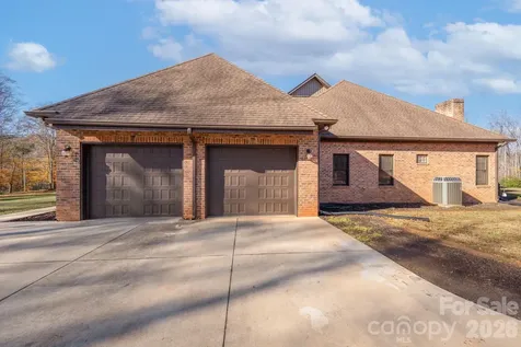 476 Ijames Church Road Mocksville NC 27028