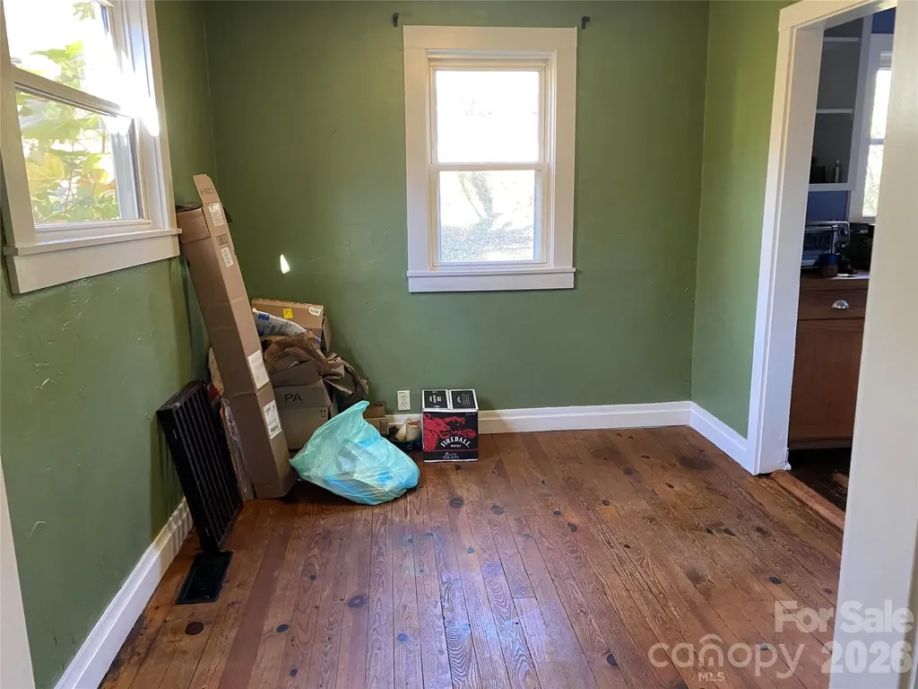 24 Ridge Avenue Asheville NC 28803