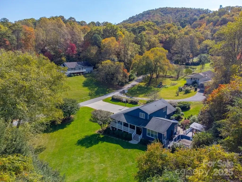 180 Paw Paw Cove Sylva NC 28779