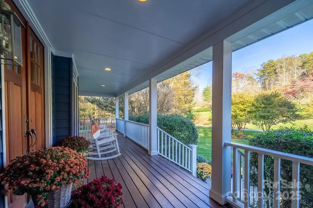 180 Paw Paw Cove Sylva NC 28779