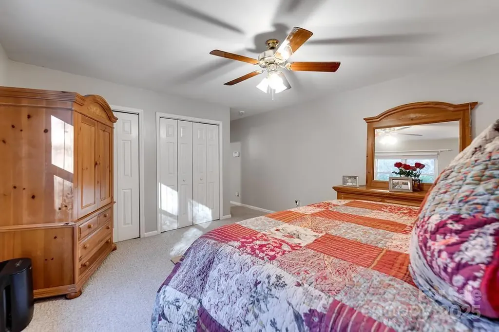 180 Paw Paw Cove Sylva NC 28779