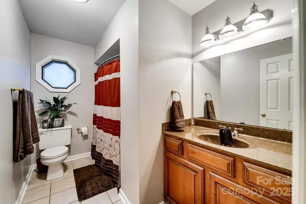 180 Paw Paw Cove Sylva NC 28779