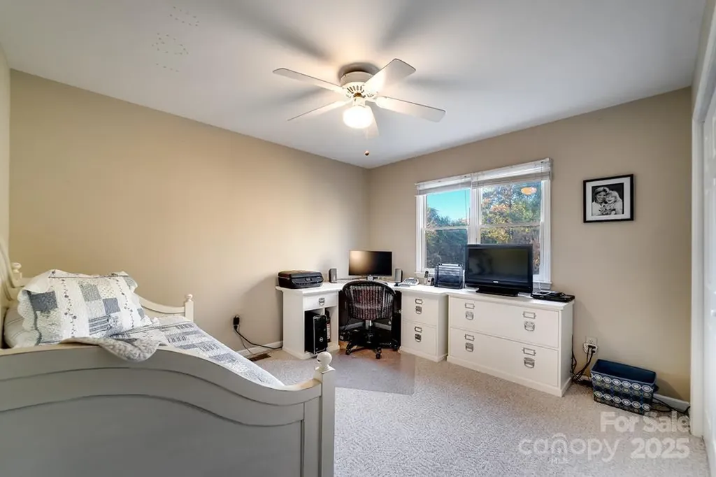 180 Paw Paw Cove Sylva NC 28779