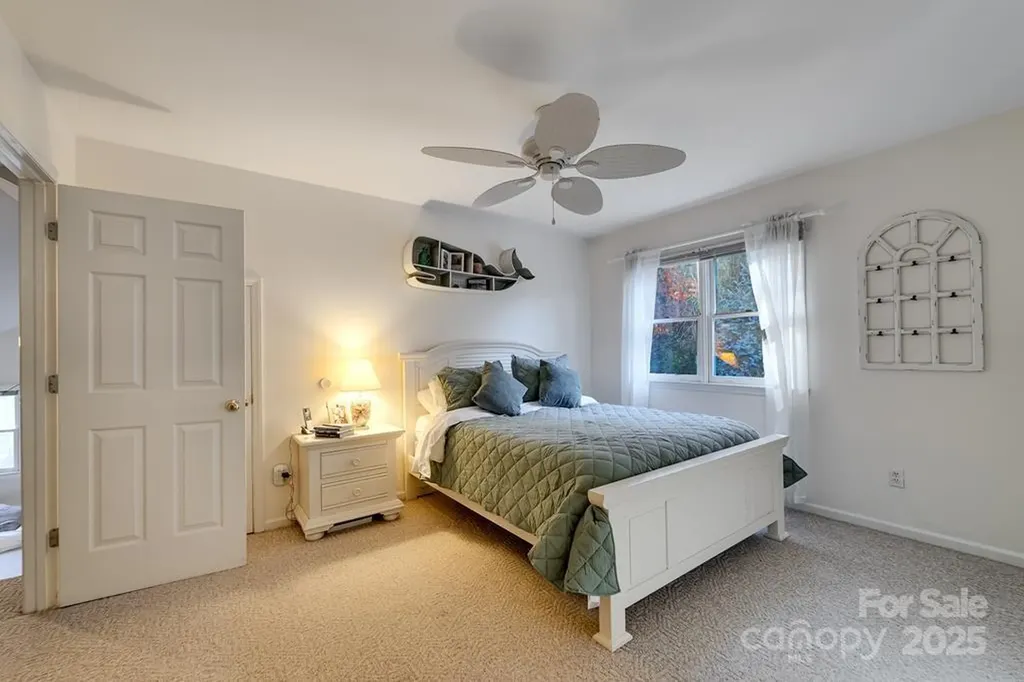 180 Paw Paw Cove Sylva NC 28779