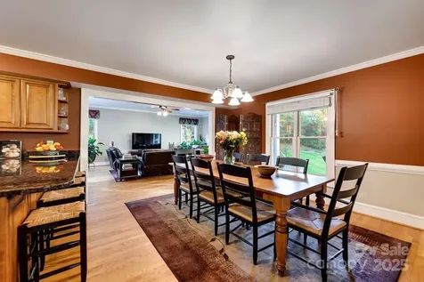180 Paw Paw Cove Sylva NC 28779