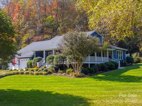 180 Paw Paw Cove Sylva NC 28779
