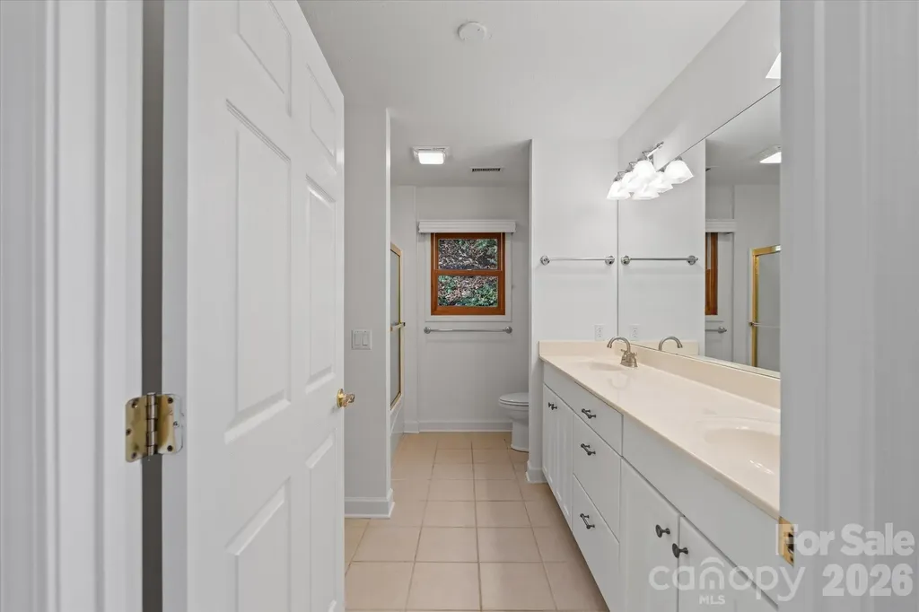 905 Old Fiddle Road Waynesville NC 28786