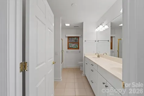 905 Old Fiddle Road Waynesville NC 28786