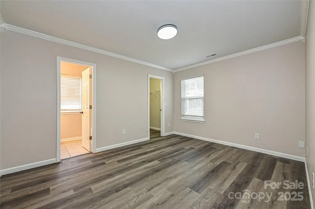 3133 Amay James Avenue Charlotte NC 28208