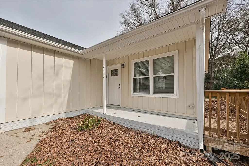 3133 Amay James Avenue Charlotte NC 28208