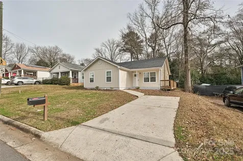 3133 Amay James Avenue Charlotte NC 28208