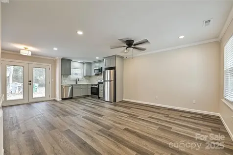 3133 Amay James Avenue Charlotte NC 28208