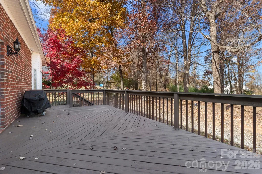 168 Game Trail Thomasville NC 27360