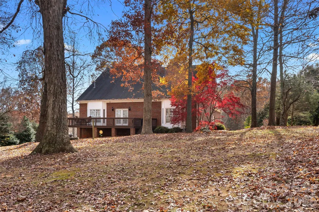168 Game Trail Thomasville NC 27360