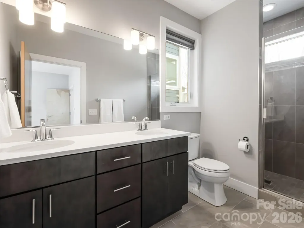 27 Mauricet Lane Asheville NC 28806