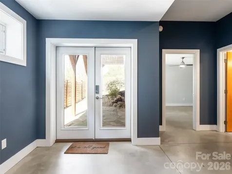 27 Mauricet Lane Asheville NC 28806