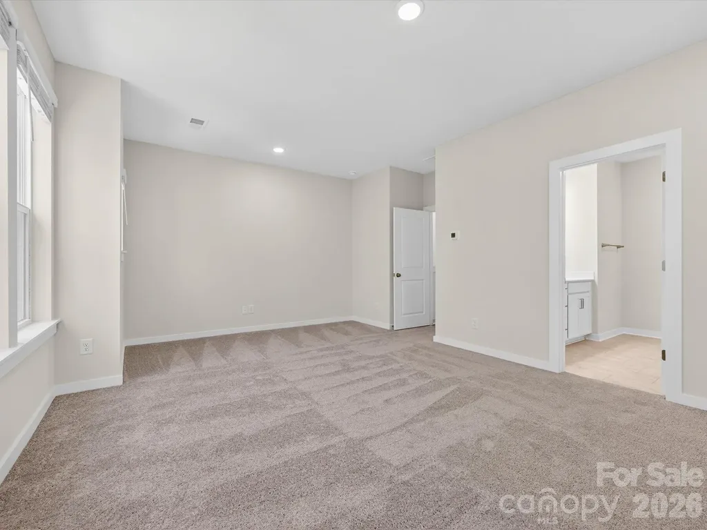 1526 Lithium Lane Charlotte NC 28211