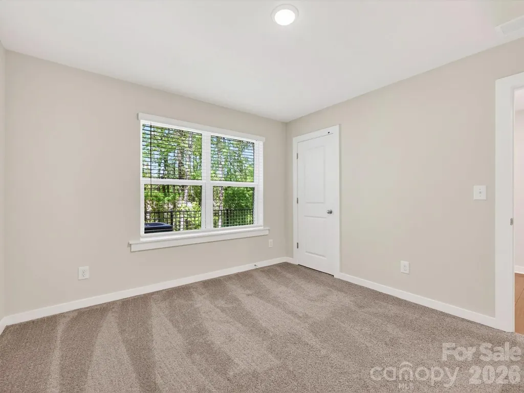 1526 Lithium Lane Charlotte NC 28211