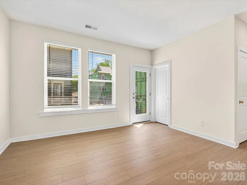 1526 Lithium Lane Charlotte NC 28211