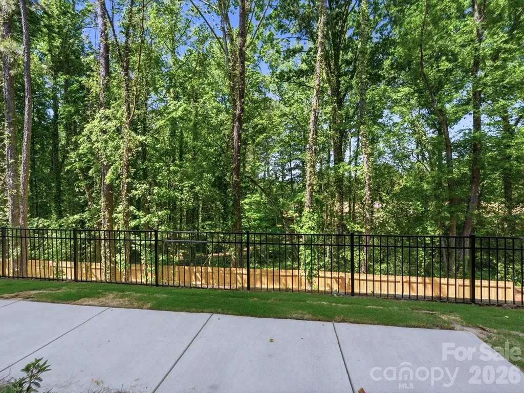 1526 Lithium Lane Charlotte NC 28211