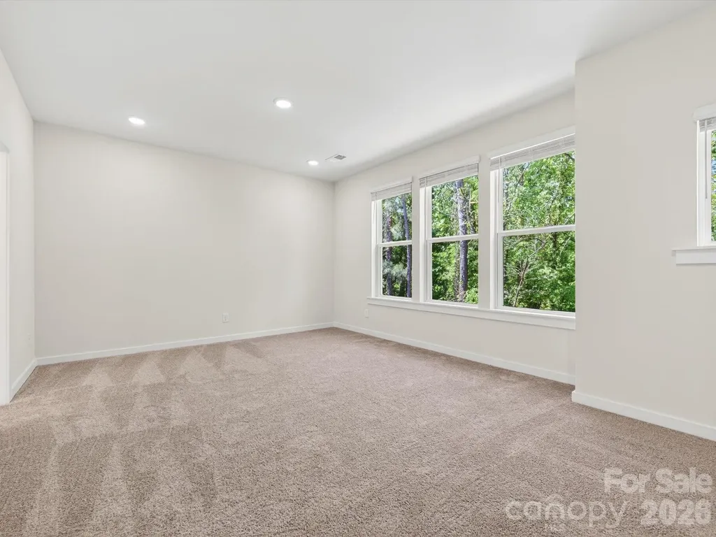1526 Lithium Lane Charlotte NC 28211