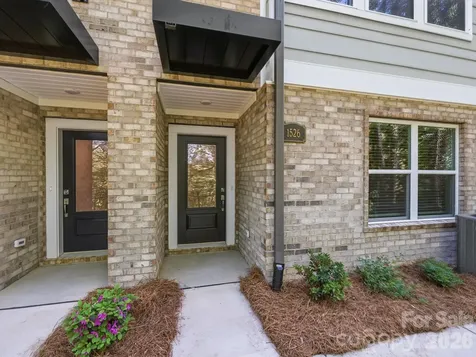 1526 Lithium Lane Charlotte NC 28211